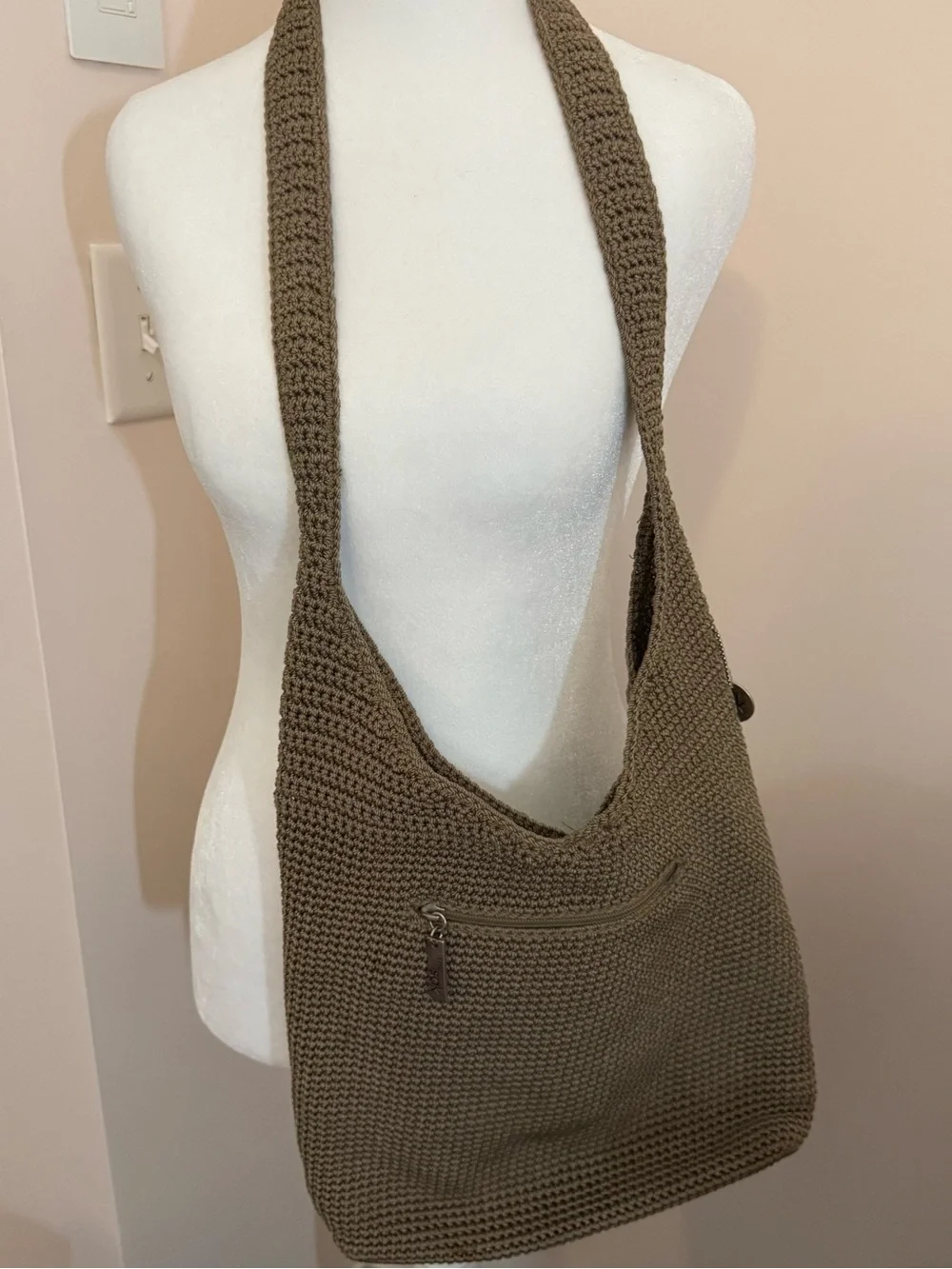 The Sak Vintage Crochet Hobo Bag Taupe Brown Knit Shoulder Purse Boho
